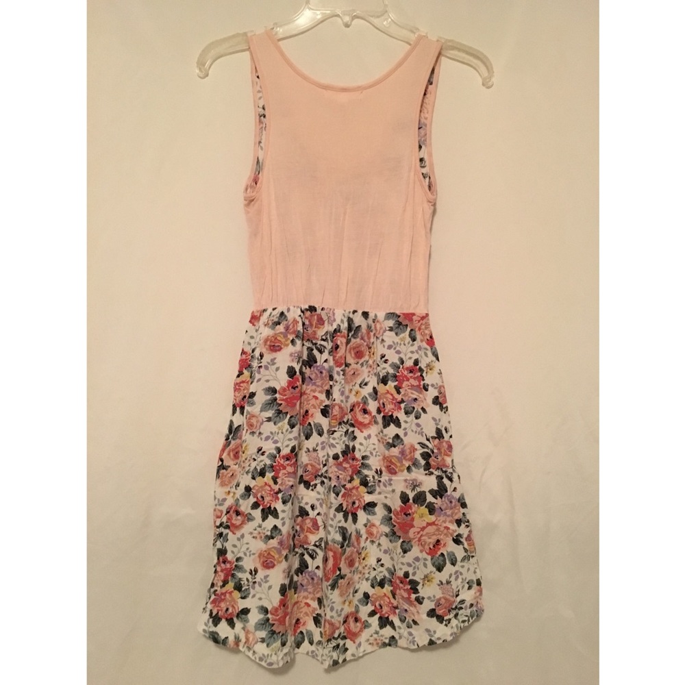 Floral Hi-Lo Dress - Picture 2 of 5